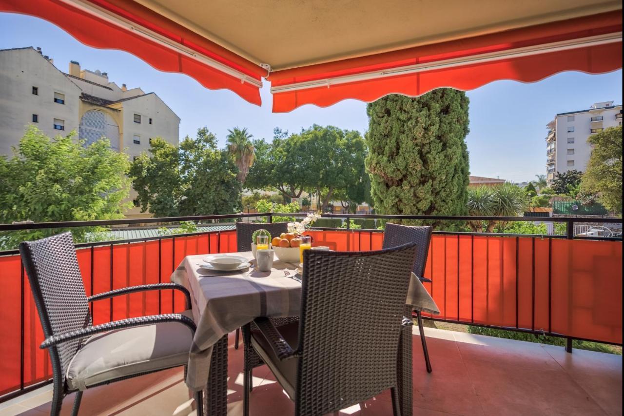 Sur Suites Alhambra Fuengirola Bagian luar foto