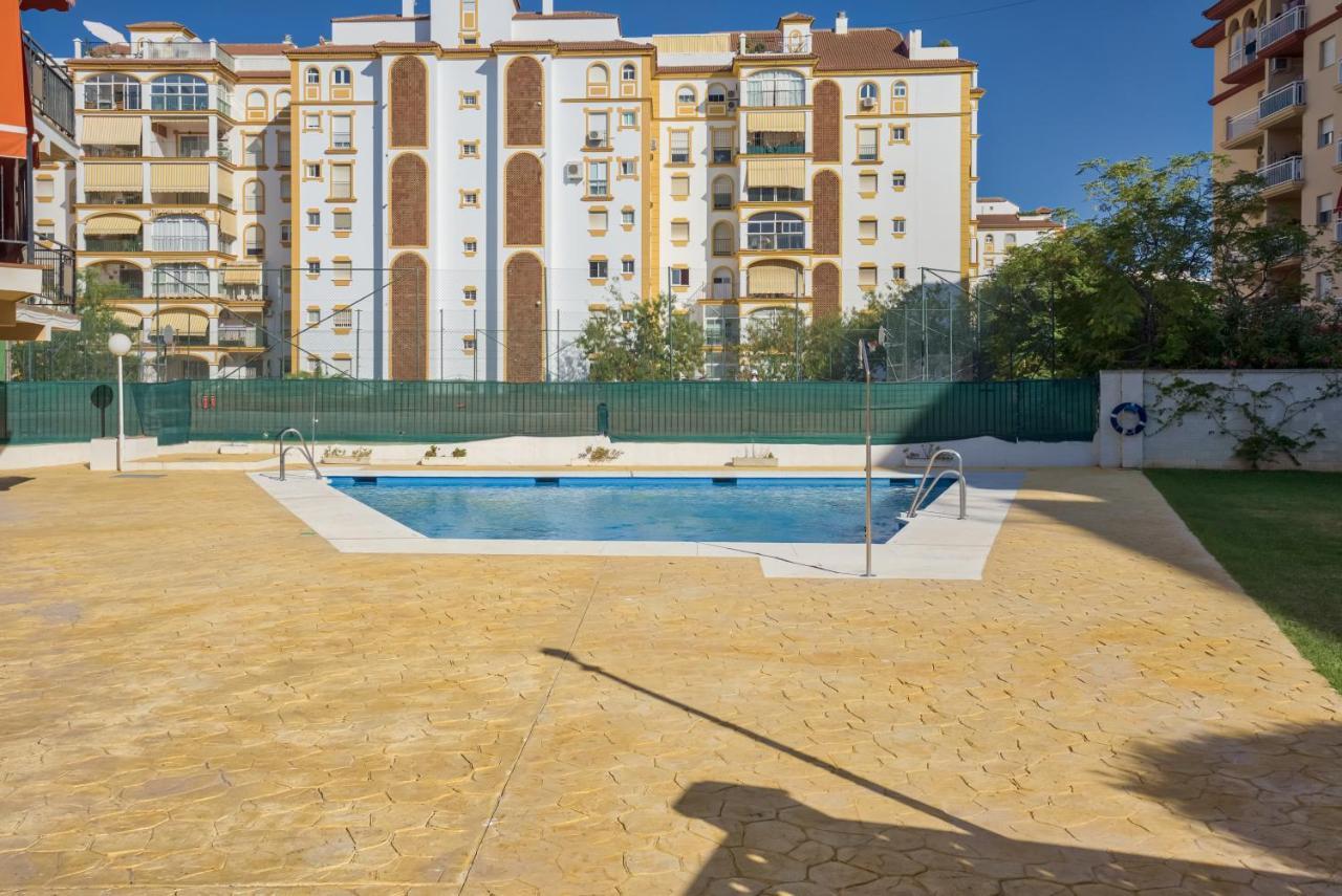 Sur Suites Alhambra Fuengirola Bagian luar foto